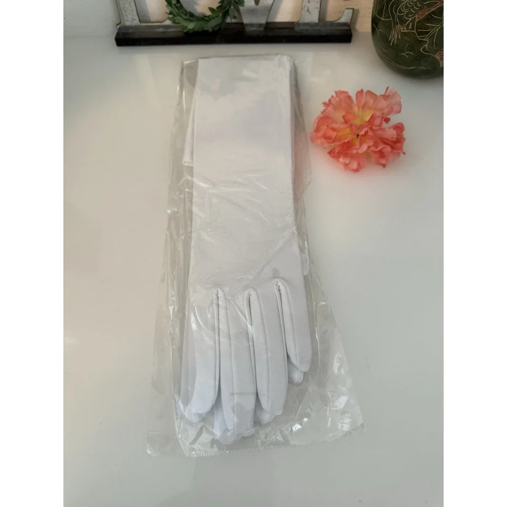 Retro White Satiny Stretch Opera Length Long over Elbow Gloves‎ 19